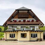 Sport Rees- Ulrich Hofsgrund